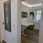 Exotic Tropical Palace - Comfyhome *