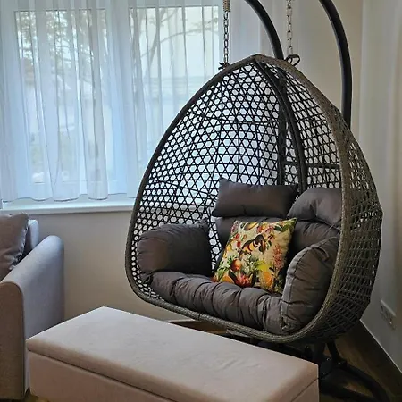 Exotic Tropical Palace - Comfyhome *