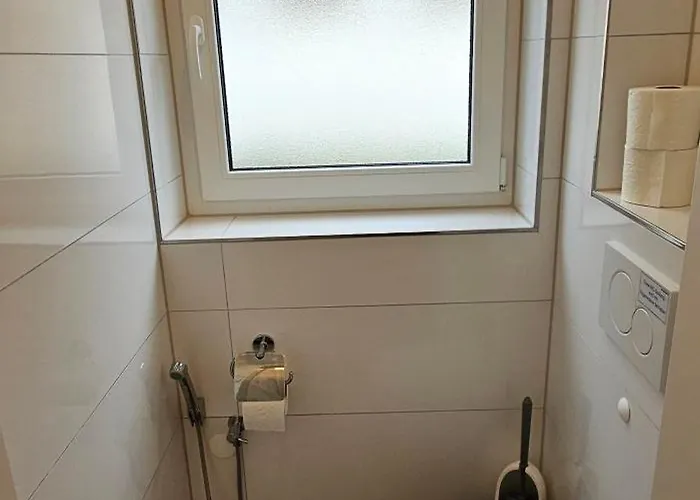 Exotic Tropical Palace - Comfyhome *