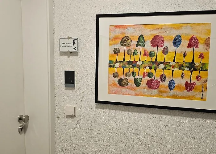 Exotic Tropical Palace - Comfyhome Lejlighed