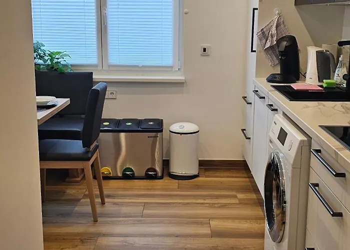 Exotic Tropical Palace - Comfyhome Stuttgart