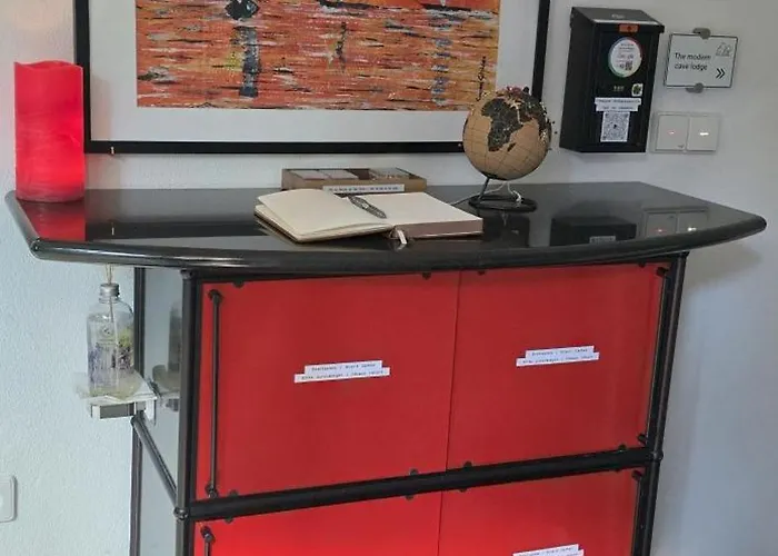 Exotic Tropical Palace - Comfyhome Lejlighed